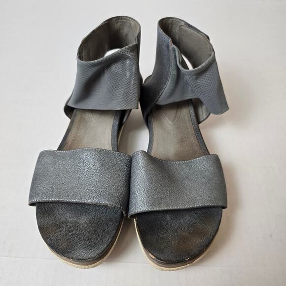 Eileen Fisher Silver Sandals Size 9.5 - Picture 6 of 6